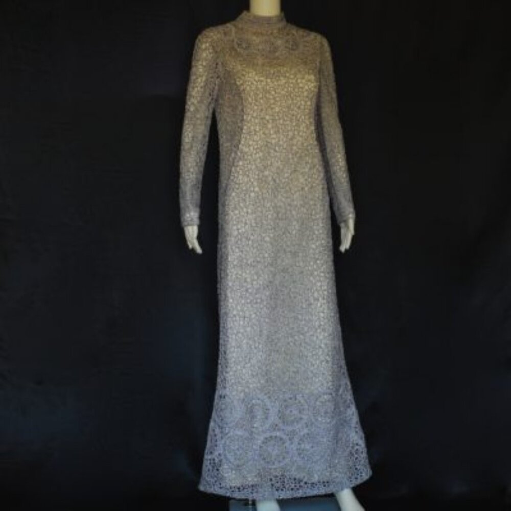 Roger Freres Paris 1970's Gown With An Elaborate Concentric Design - France - Picture 6 of 7